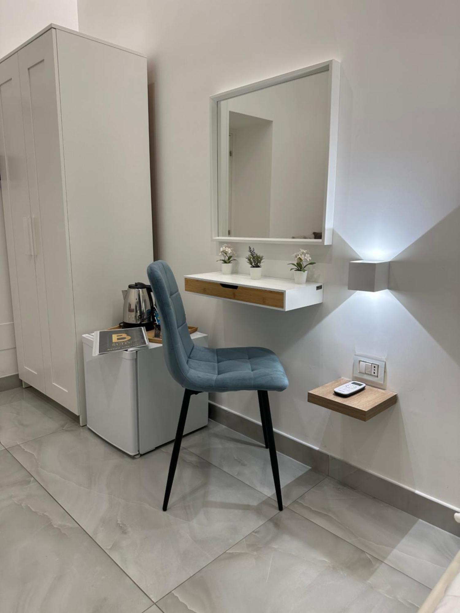 Barbaro Suite & Apartment Naples Exterior photo